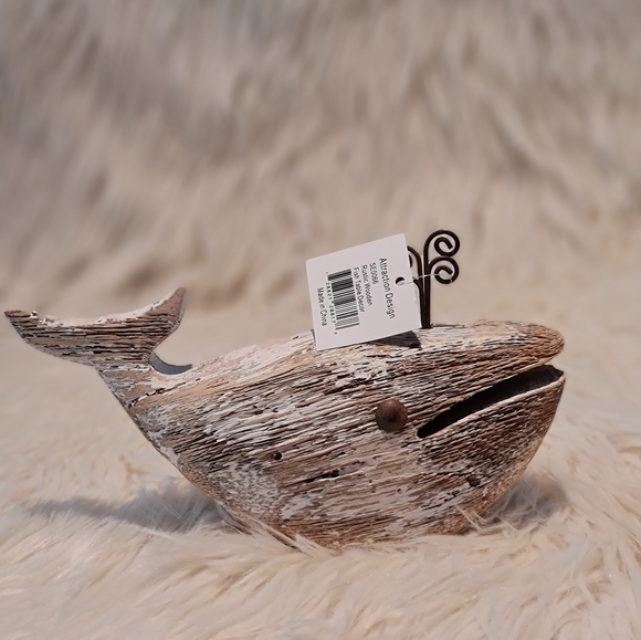 Rustic Wooden Fish Table Decor - Picture 5 of 7